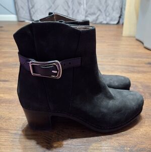 Dansko Hartley Black Nubuck Leather Boots 39 8.5 9